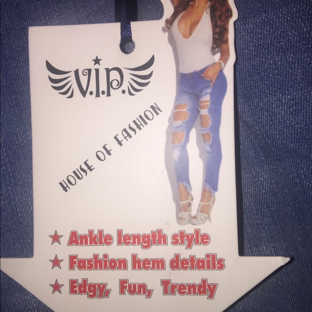 Ripped jeans - Picture 2 of 4